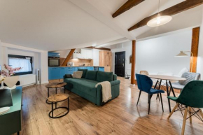 Old Town Stylish Studio